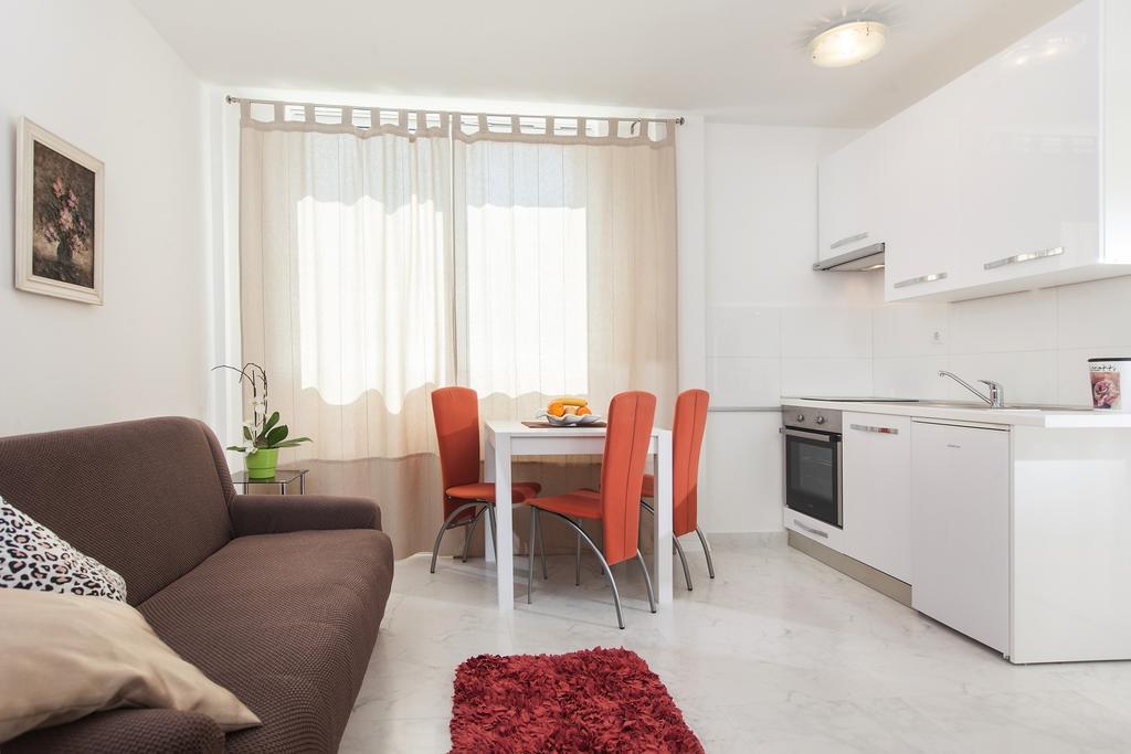 Apartments Filipeti 马卡尔斯卡 外观 照片